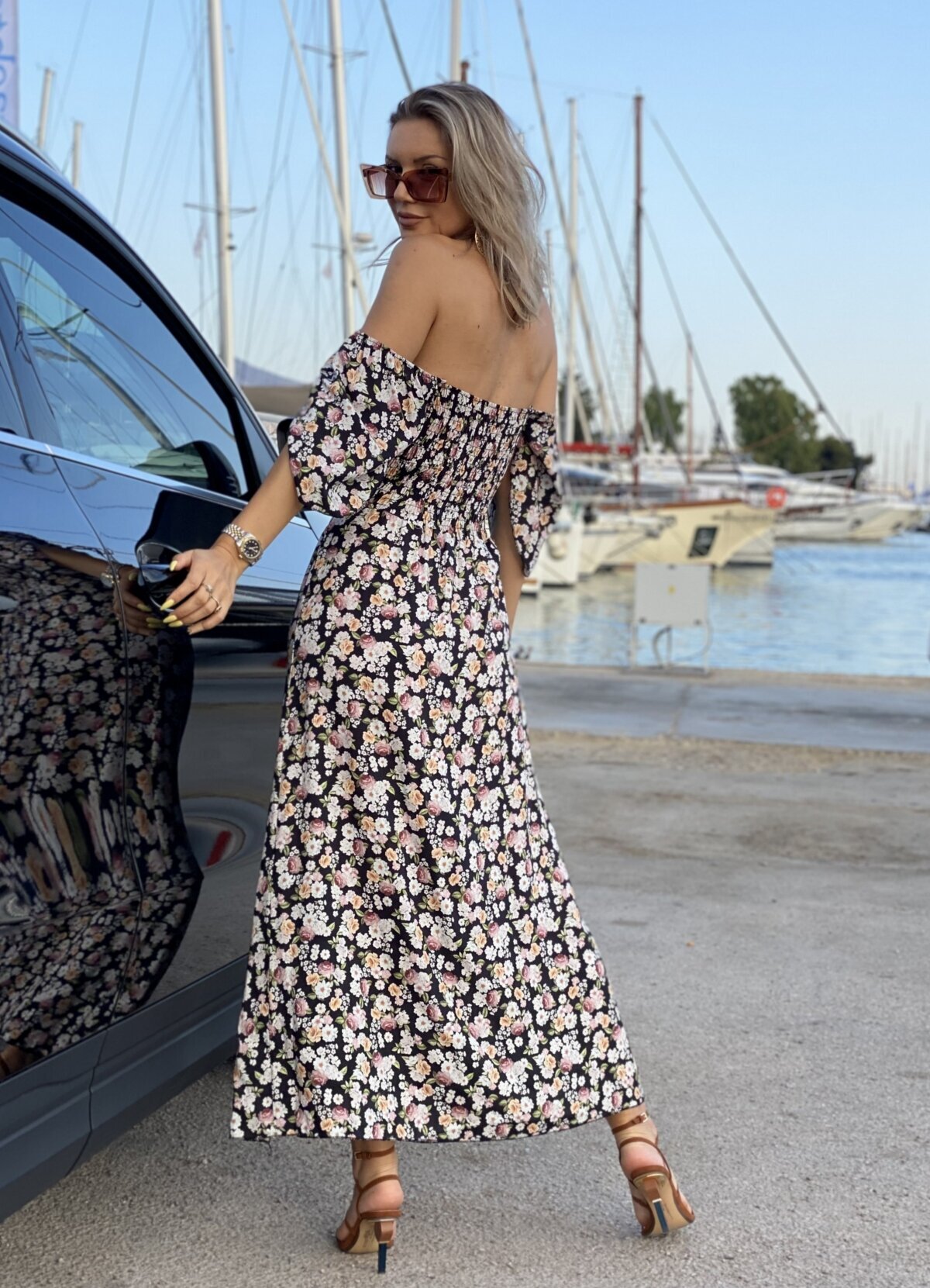 floral maxi φόρεμα έξωμο με άνοιγμα στην κοιλιά - Parizianista.gr