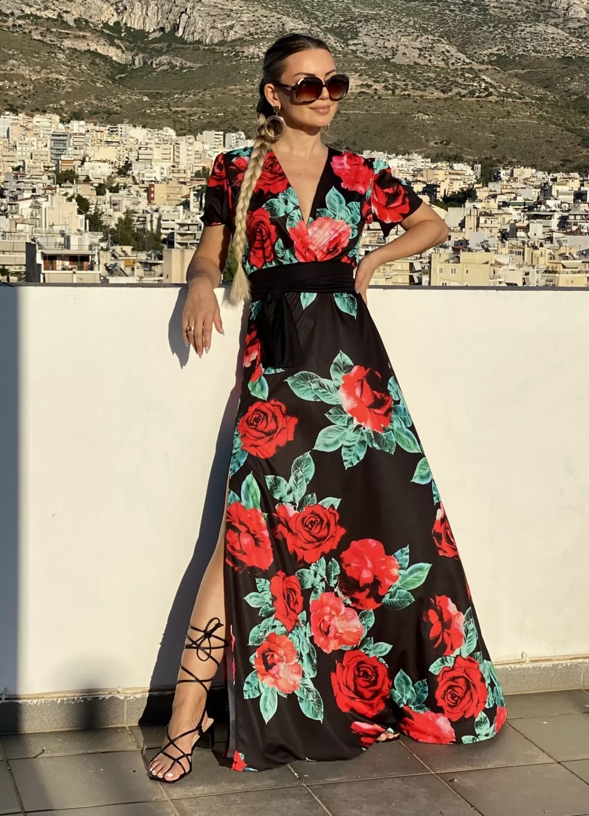 floral maxi φόρεμα με σκίσιμο & ζώνη - Parizianista.gr