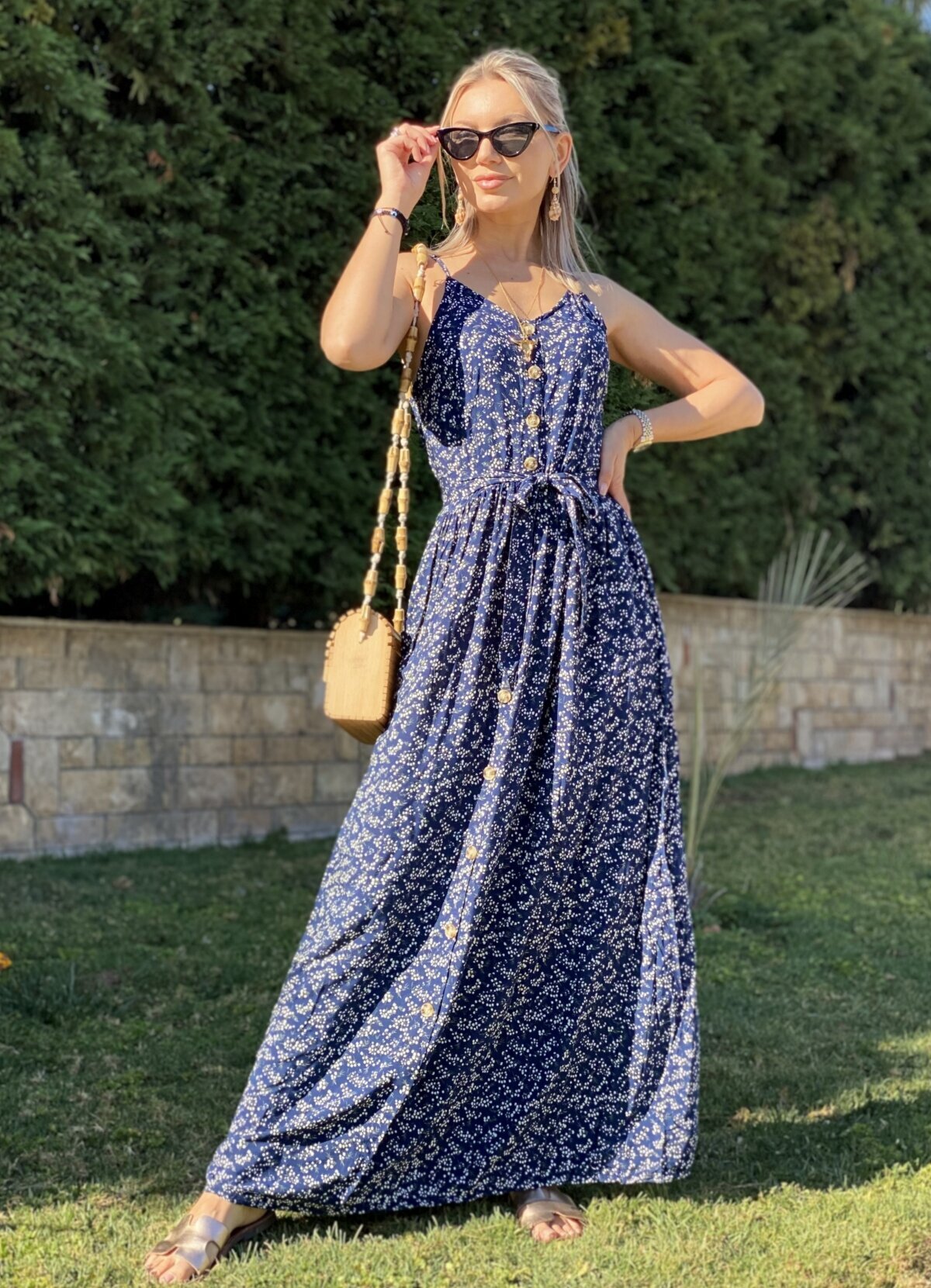 maxi floral φόρεμα τιράντα με κουμπάκια - Parizianista.gr