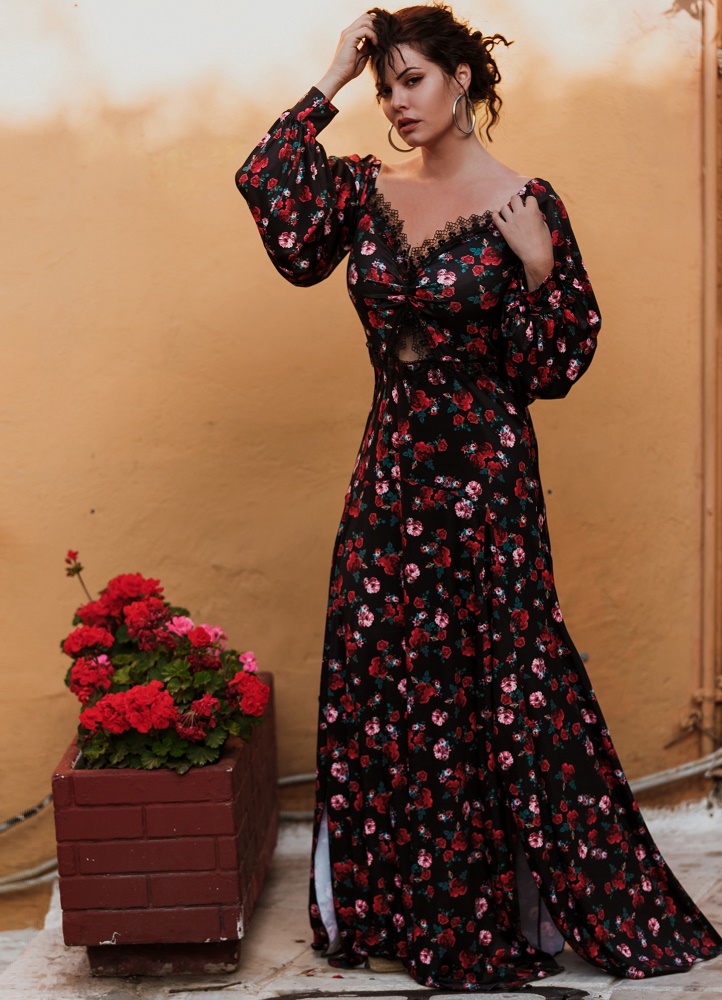maxi φόρεμα με δαντέλα στο μπούστο by Maria Korinthiou Collection -  Parizianista.gr